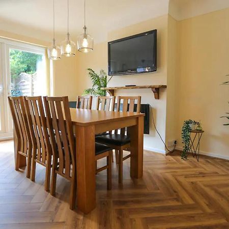 5Bed House Wirral Near Liverpool Chester Eksteriør bilde